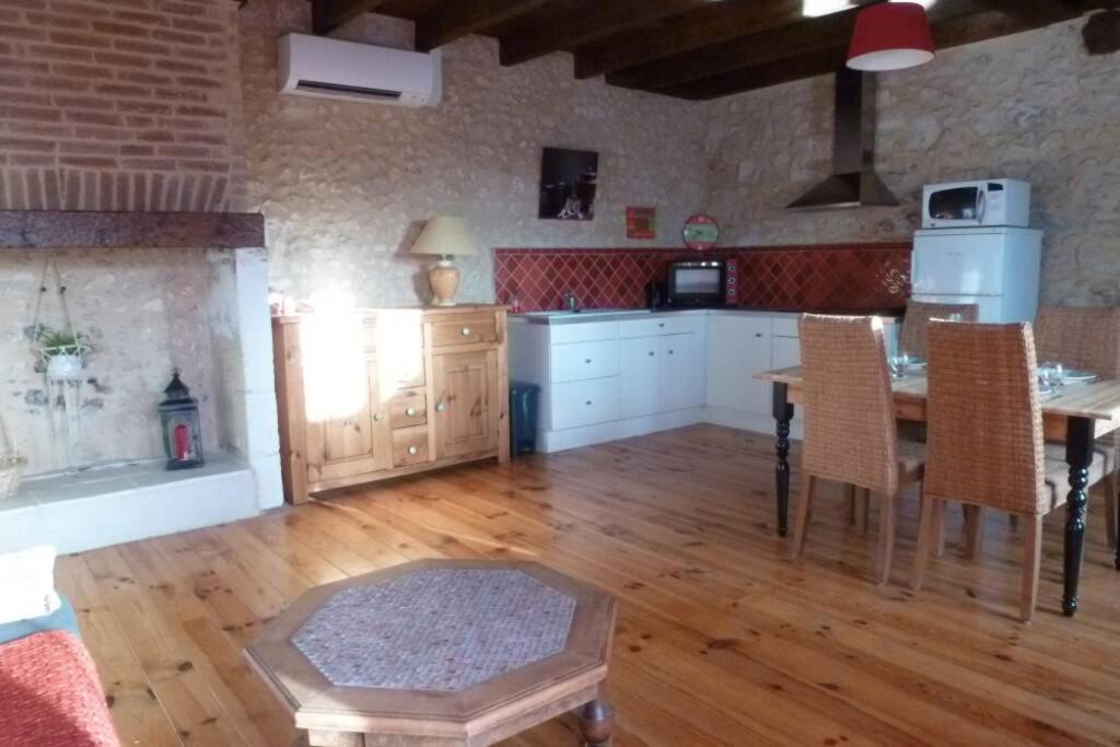La grange de Victorine, gîte Bergerac Extérieur photo