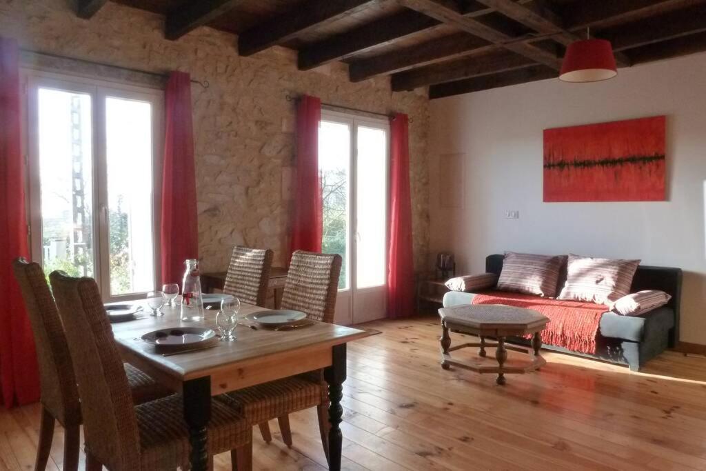 La grange de Victorine, gîte Bergerac Extérieur photo